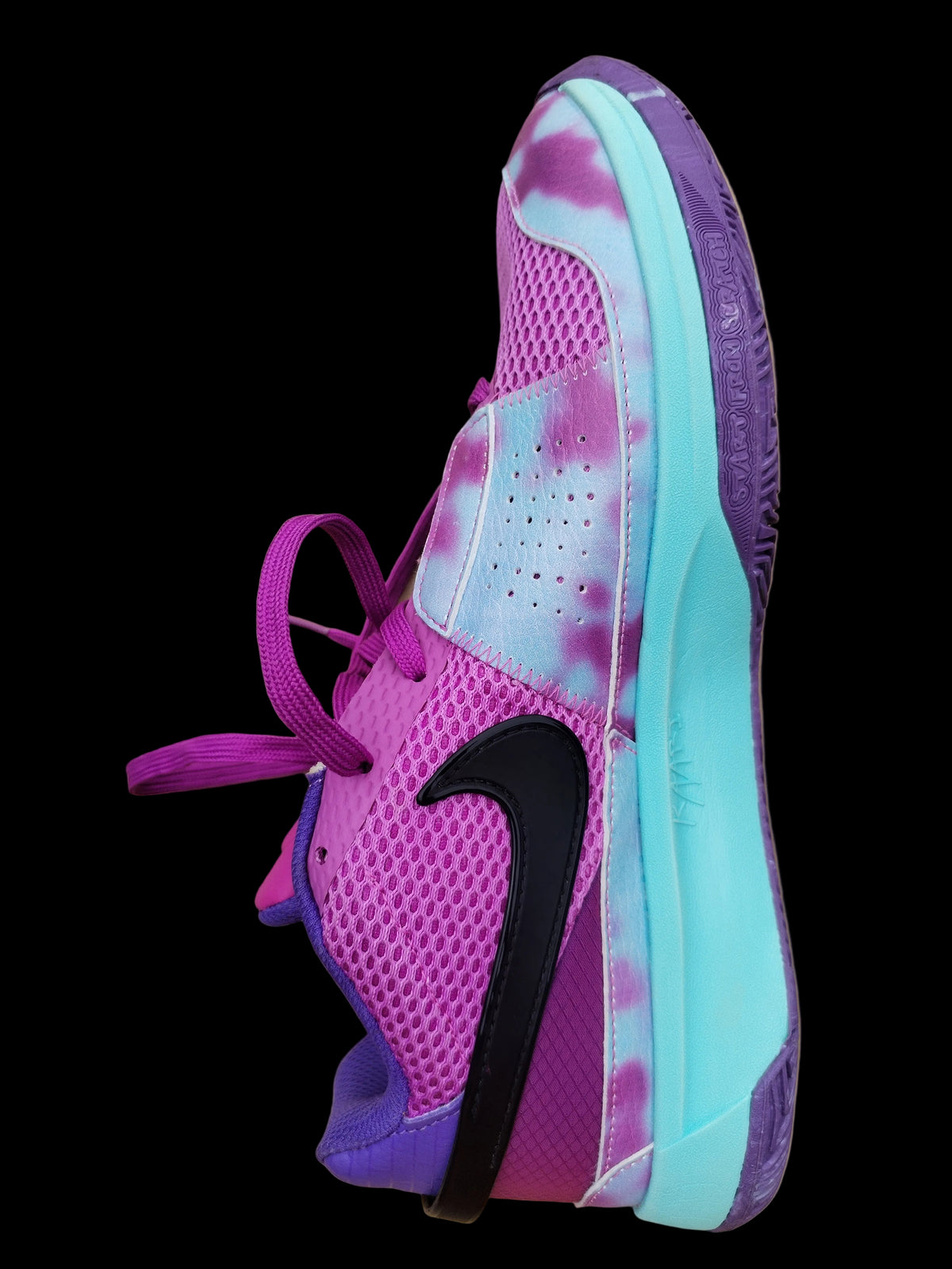 Nike Ja 1 Christmas vista lateral