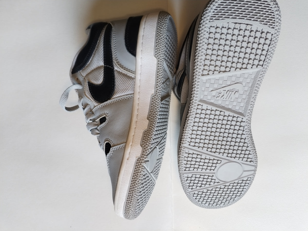 Nike Mac Attack Travis Scott Light Smoke Grey vista superior par
